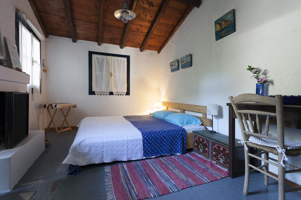 To Spitaki Apartments Galaxídhion 客房 照片